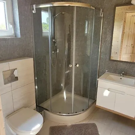 Drewniak Alojamento de Turismo Selvagem Wisełka