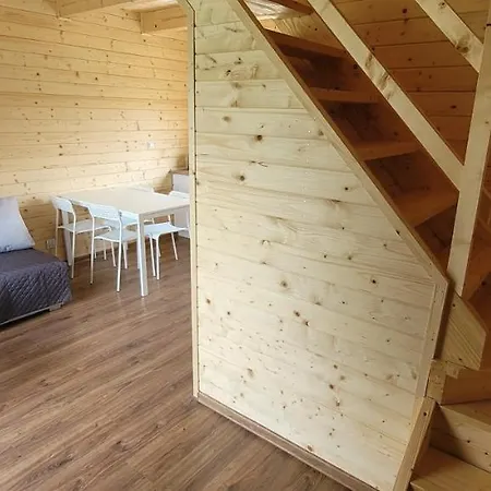 Drewniak Alojamento de Turismo Selvagem Wisełka